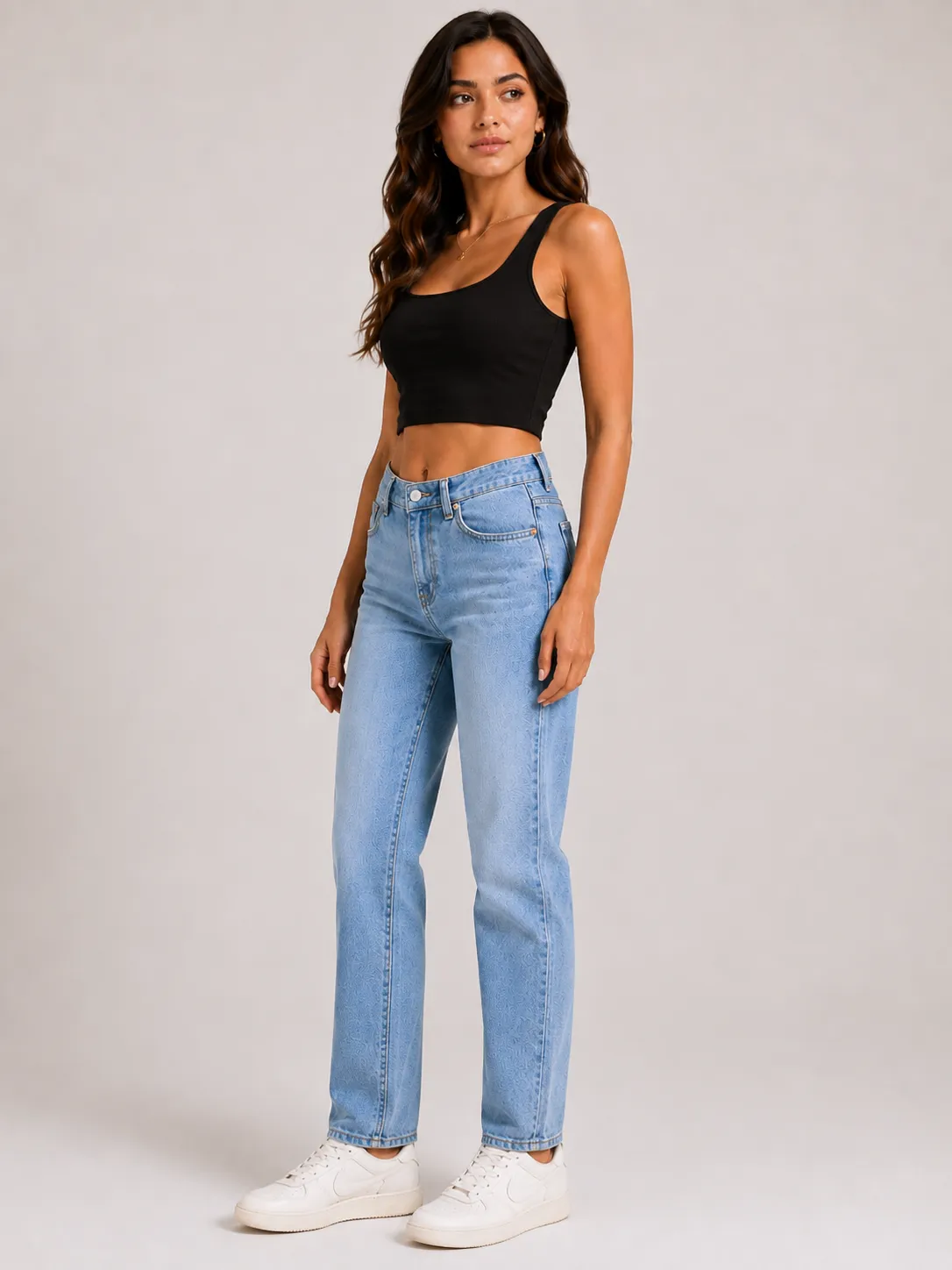 Ribbed Square-Neck Cropped Tank Top - Image 12